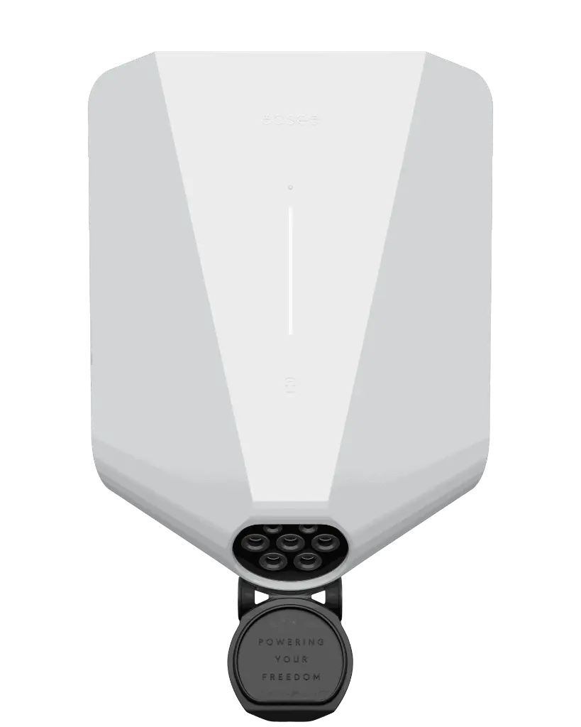 ChargingRobotAll_Front_White_Open_2K_8-bit_sRGB_Web.webp